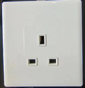 13A switched socket (single pole)